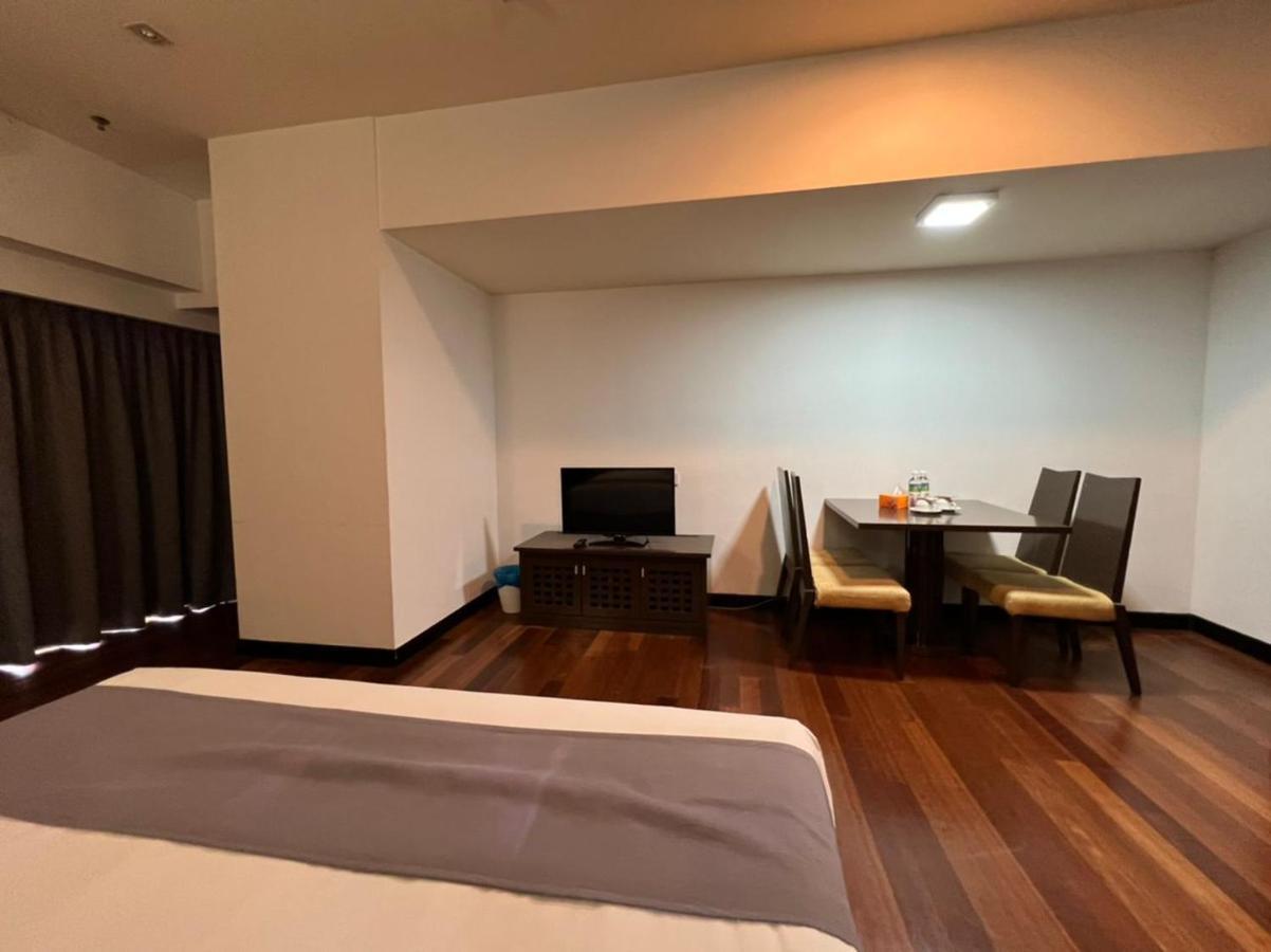 Raintree Resort Suites Petaling Jaya Buitenkant foto